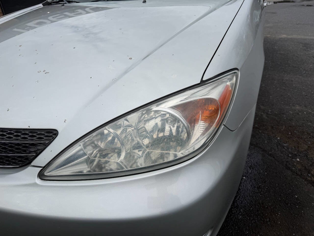 Used 2002 Toyota Camry LE FWD image 2
