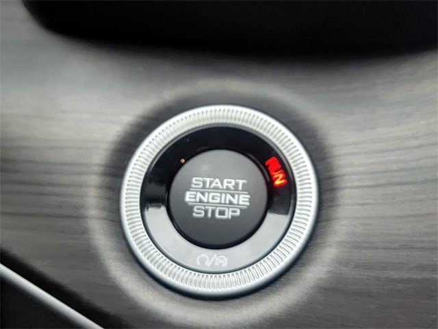 Used 2023 Jeep Grand Cherokee Limited image 18