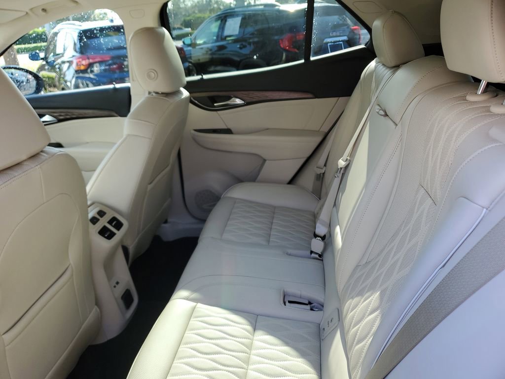 Certified 2022 Buick Envision Avenir w/ Technology Package II image 14