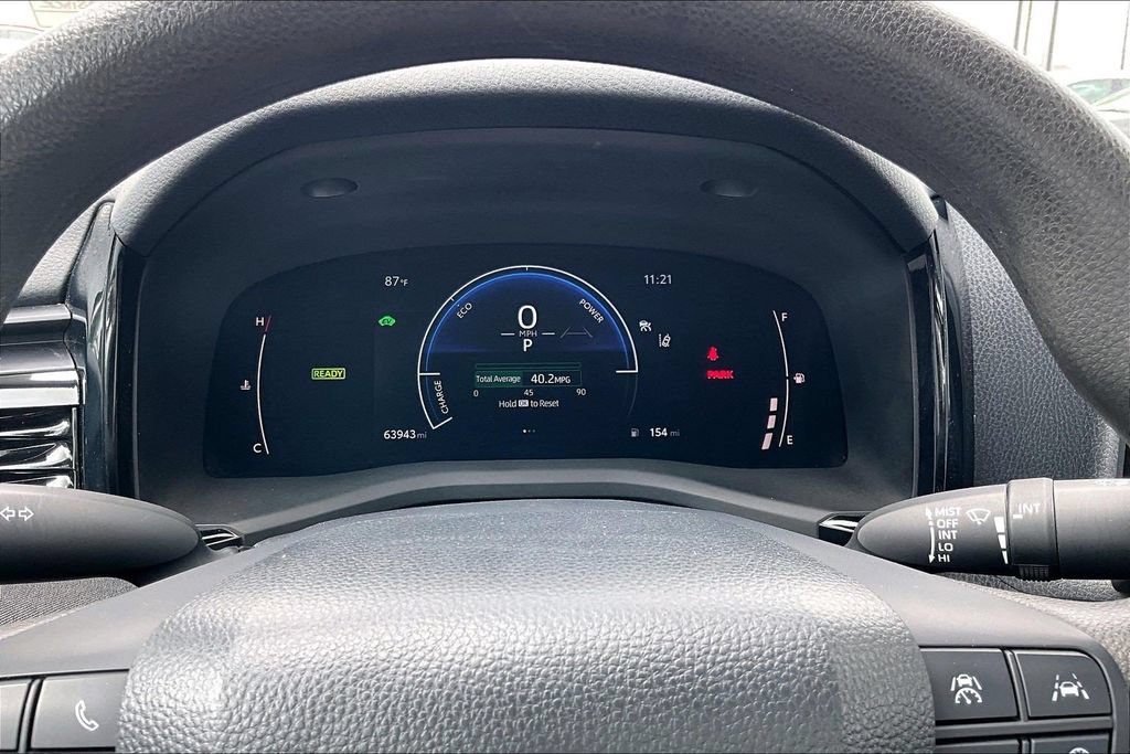 Used 2025 Toyota Camry LE FWD image 13