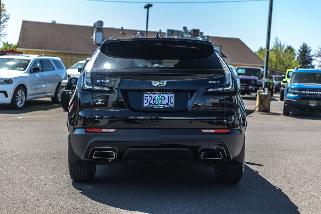 Used 2022 Cadillac XT4 Sport w/ Enhanced Visibility Package AWD/4WD image 8