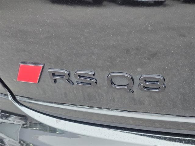 New 2025 Audi RS Q8 performance image 30