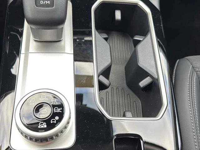 New 2026 Mitsubishi Outlander SE image 26