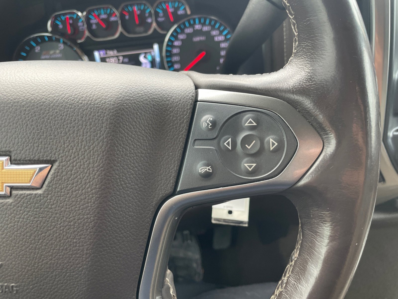 Used 2016 Chevrolet Silverado 2500 LTZ w/ Duramax Plus Package image 18