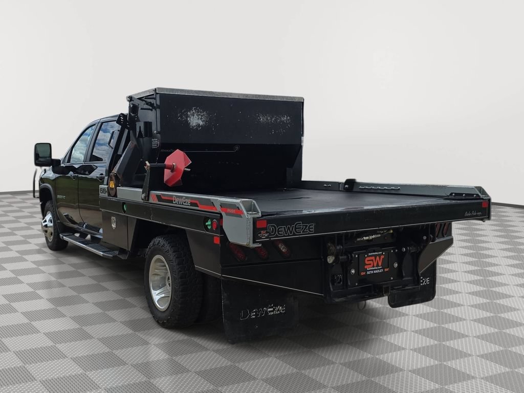 Used 2022 Chevrolet Silverado 3500 LT w/ Convenience Package AWD/4WD image 5