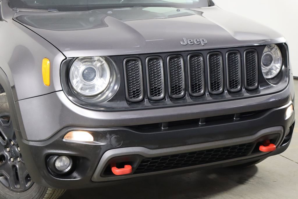 Used 2018 Jeep Renegade Trailhawk w/ Safety & Security Group image 43