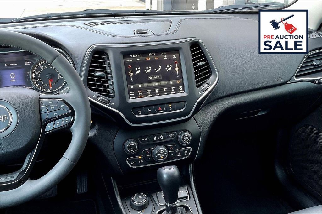 Used 2023 Jeep Cherokee Altitude Lux AWD/4WD image 6