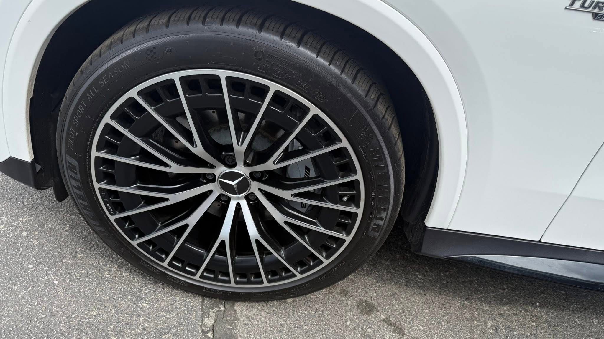 Used 2026 Mercedes-Benz GLC 43 AMG 4MATIC image 40