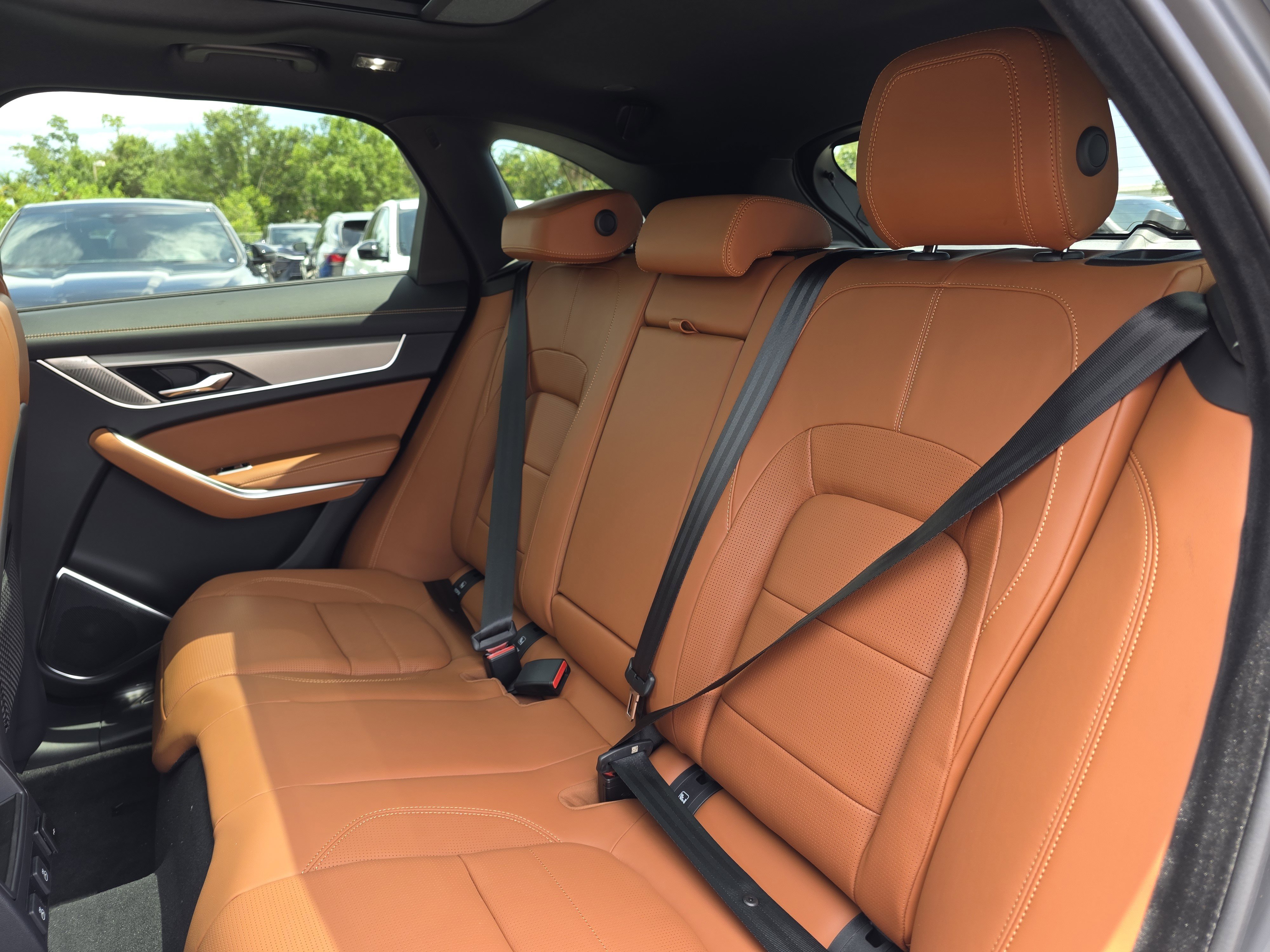 New 2026 Jaguar F-PACE R-Dynamic S image 19