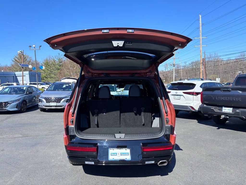 Used 2024 Hyundai Santa Fe Calligraphy AWD/4WD image 11