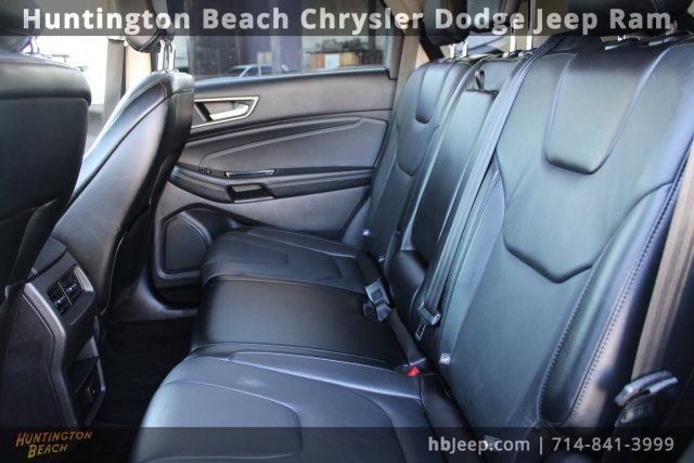 Used 2018 Ford Edge Titanium image 32