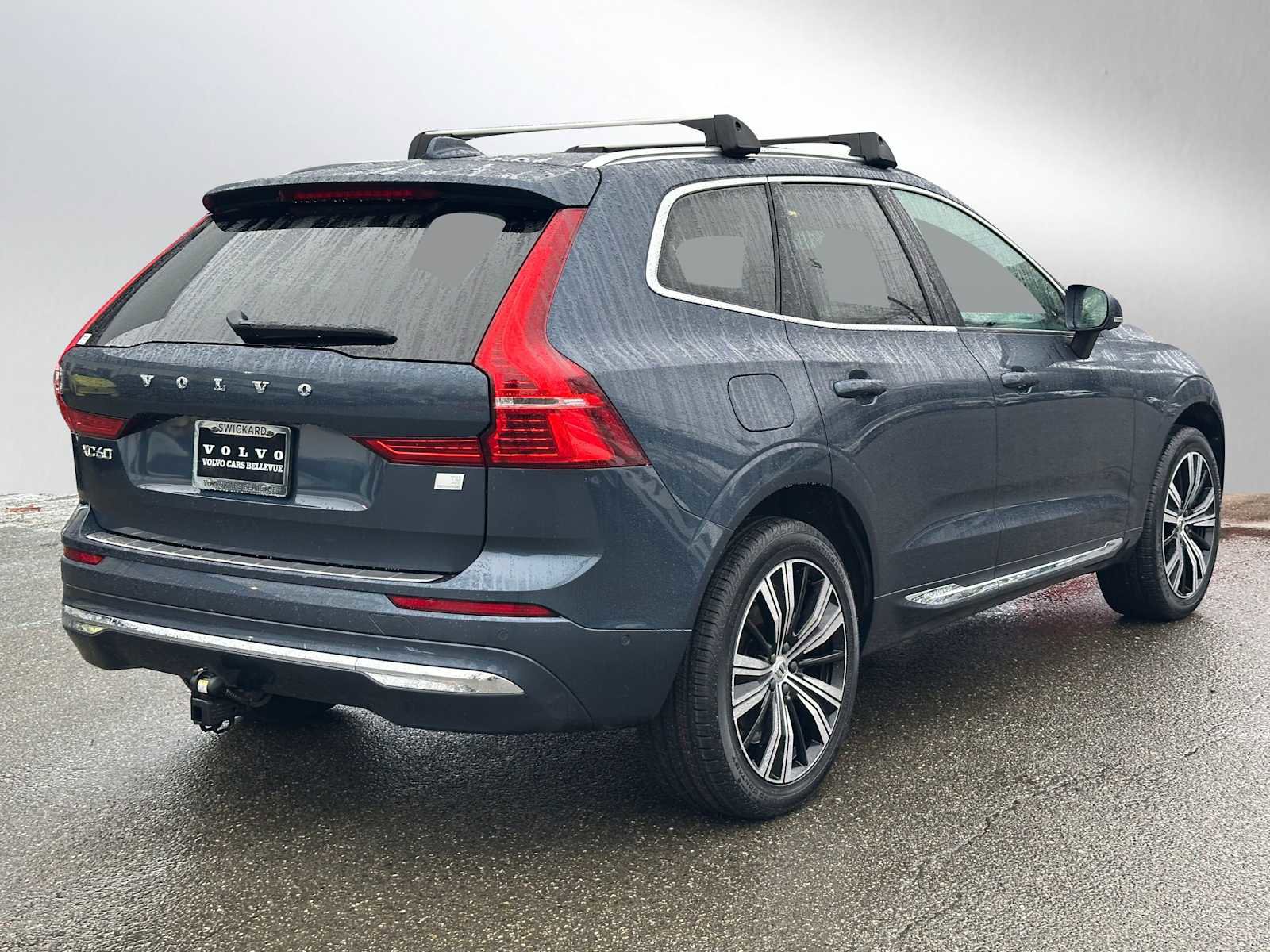 Certified 2023 Volvo XC60 T8 Ultimate image 3