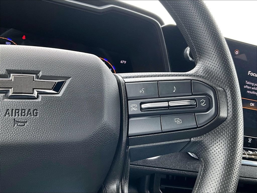 Used 2024 Chevrolet Colorado Trail Boss AWD/4WD image 23