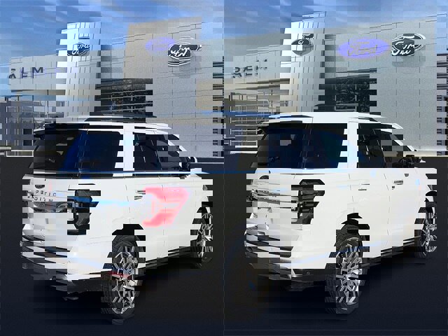 Certified 2022 Ford Expedition Limited image 3