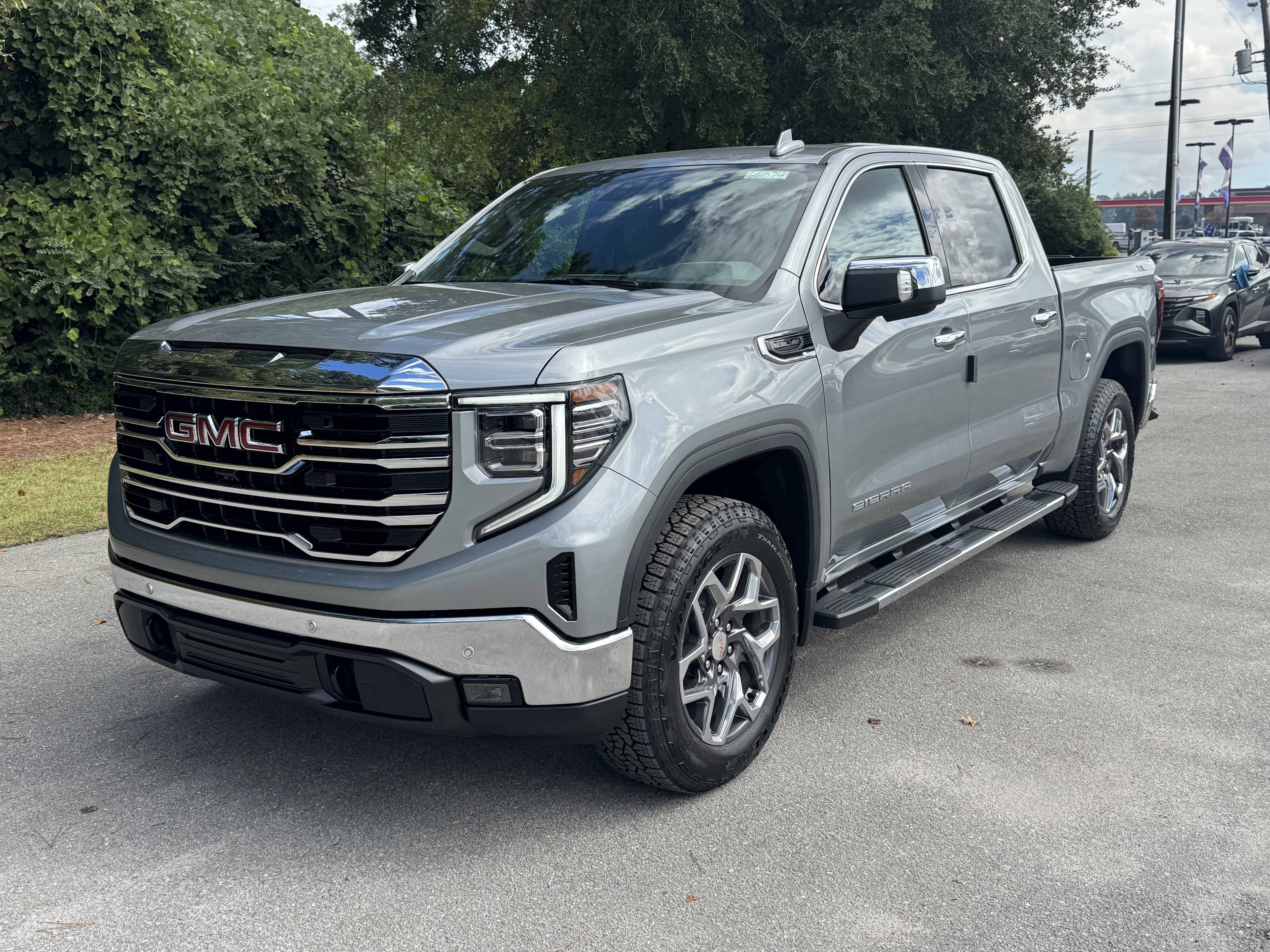 New 2026 GMC Sierra 1500 SLT w/ SLT Premium Plus Package image 15