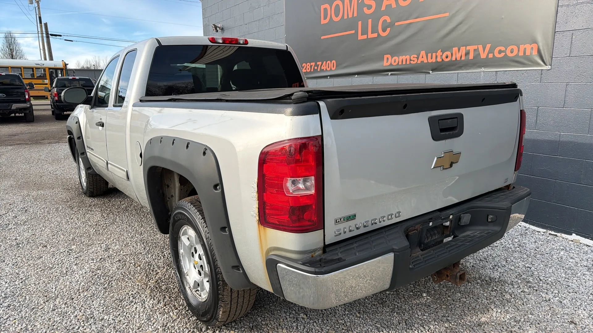 Used 2010 Chevrolet Silverado 1500 LT w/ Power Pack Plus image 3