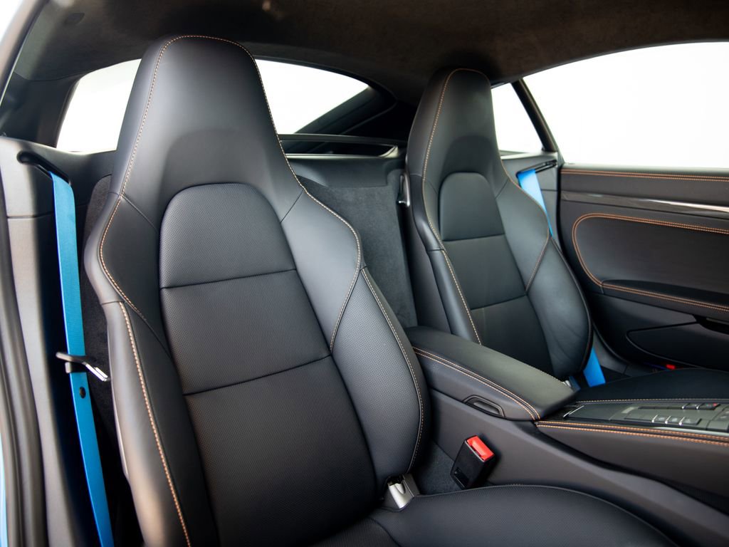 Certified 2025 Porsche 718 Cayman GTS image 22