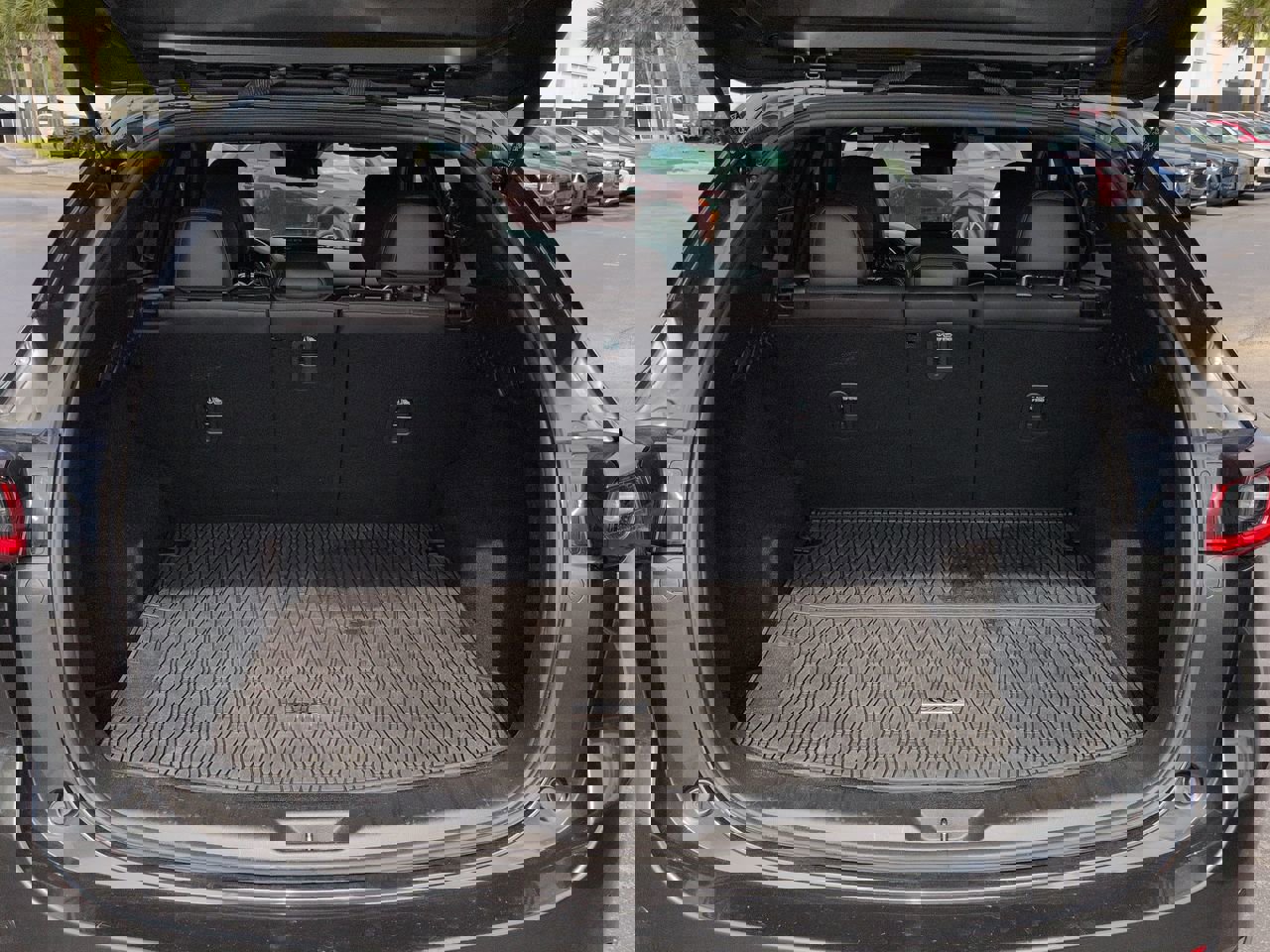 Used 2023 MAZDA CX-5 Signature image 13