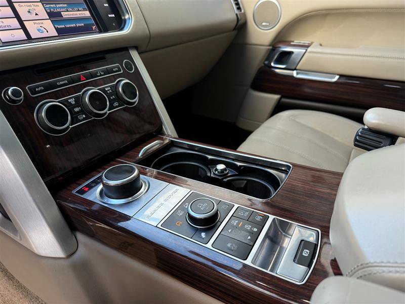Used 2014 Land Rover Range Rover Supercharged AWD/4WD image 34