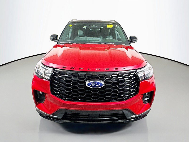 New 2025 Ford Explorer ST-Line w/ Premium Package AWD/4WD image 2