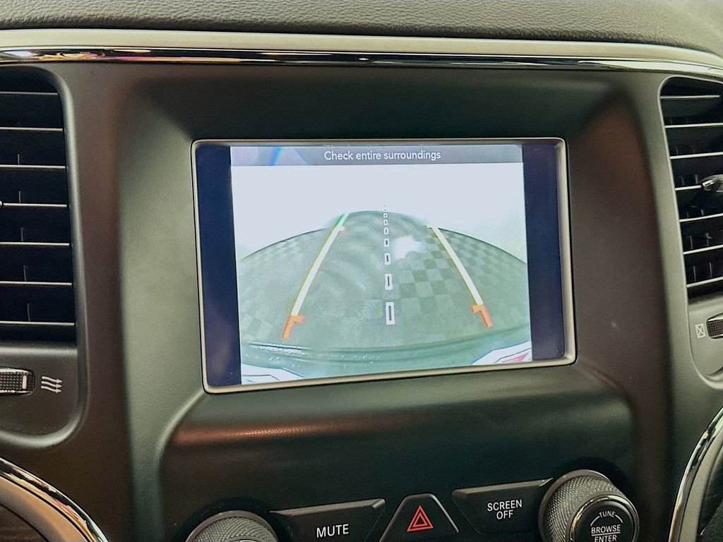 Used 2019 Jeep Grand Cherokee Laredo image 18