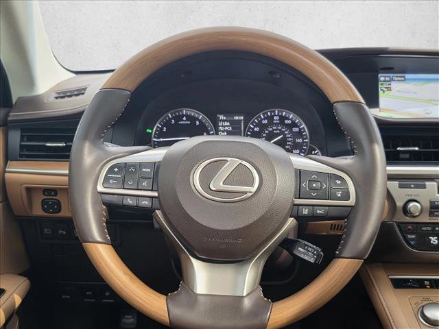Used 2016 Lexus ES 350 w/ Navigation System Package FWD image 12