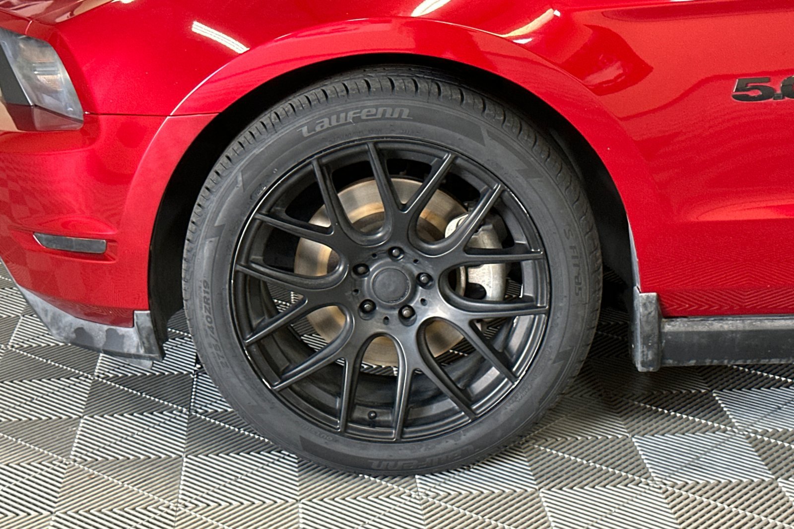 Used 2011 Ford Mustang GT RWD image 37