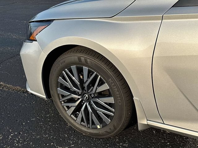 New 2026 Nissan Altima 2.5 SV FWD image 7