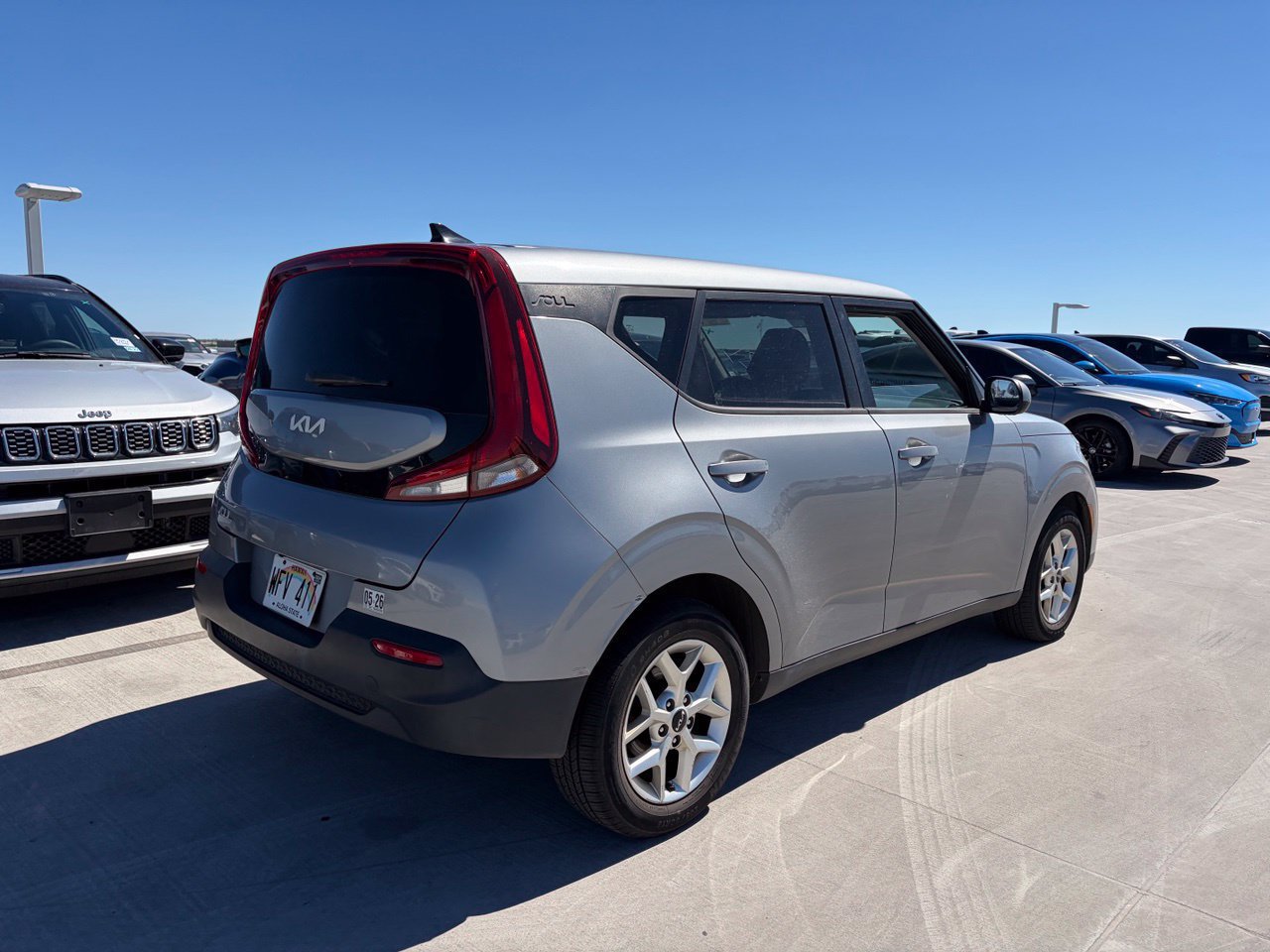 Used 2022 Kia Soul LX w/ Technology Package FWD image 2
