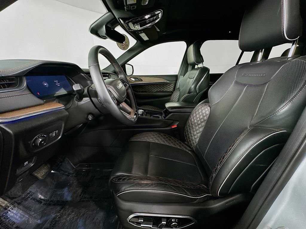 Certified 2024 Jeep Grand Cherokee Summit w/ High Altitude Package image 33