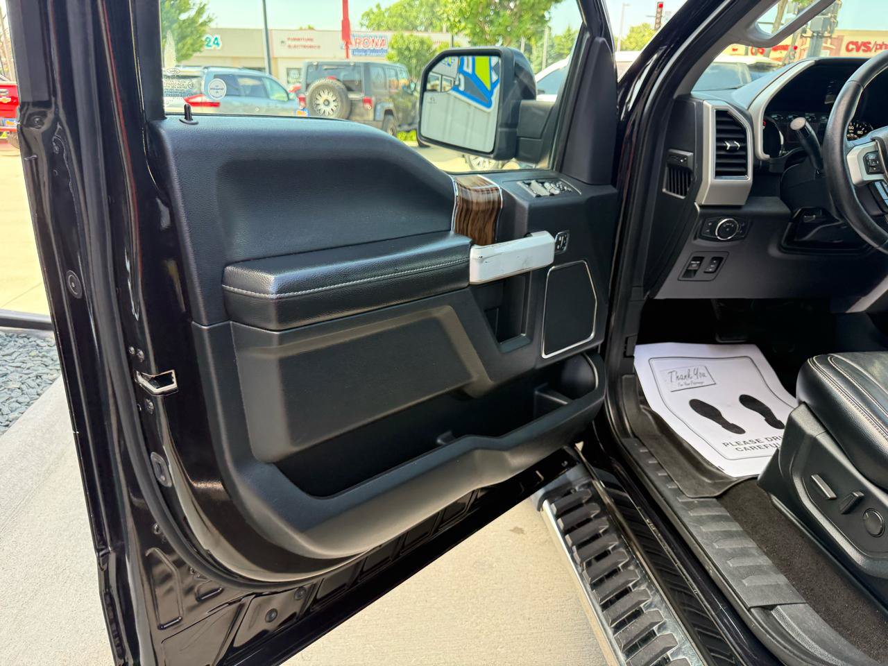 Used 2019 Ford F150 Lariat AWD/4WD image 12