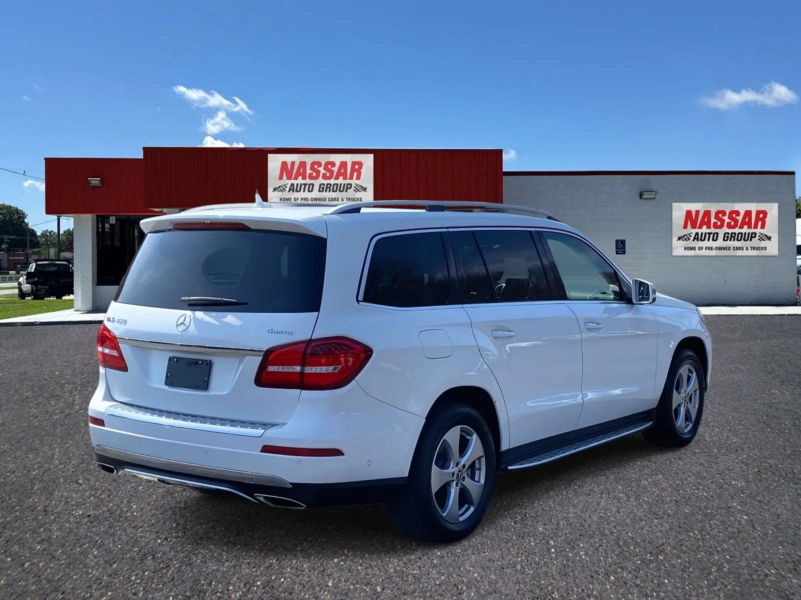 Used 2017 Mercedes-Benz GLS 450 4MATIC w/ Premium Package image 4