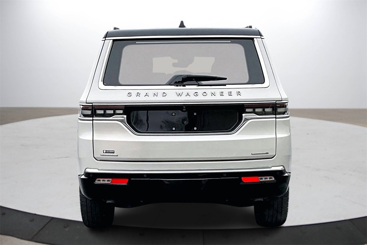 Used 2022 Jeep Grand Wagoneer Series III image 8