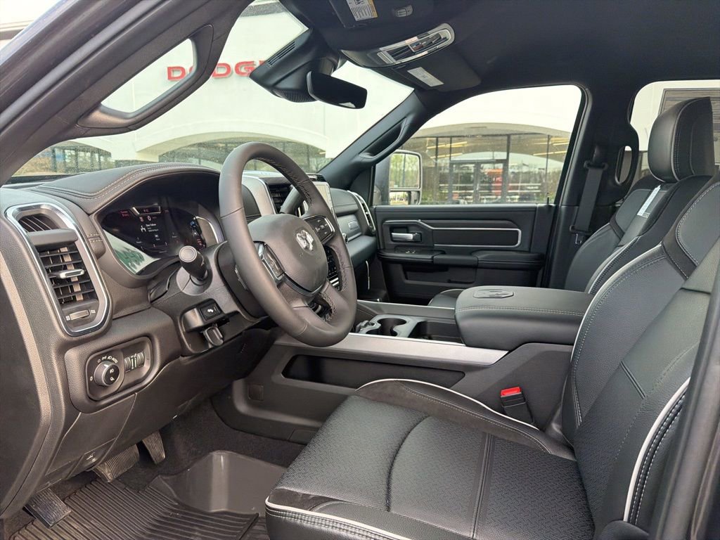 New 2026 RAM 3500 Laramie w/ Max Tow Package AWD/4WD image 17