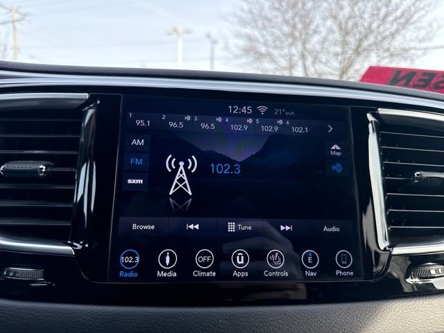 Used 2018 Chrysler Pacifica Touring-L w/ Premium Audio Group image 36