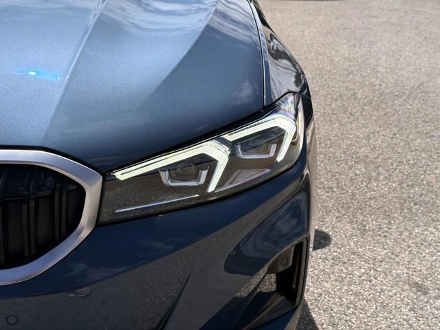 Used 2025 BMW 330i 330i image 9
