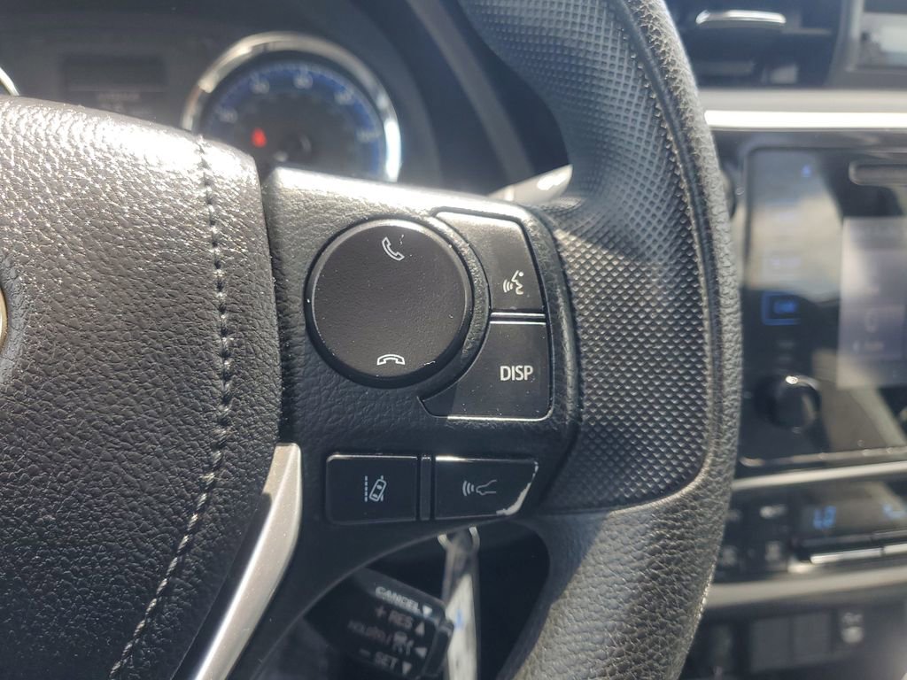 Used 2018 Toyota Corolla LE FWD image 20