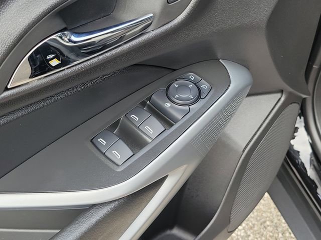 Used 2025 Chevrolet Trax RS w/ Driver Confidence Package image 19