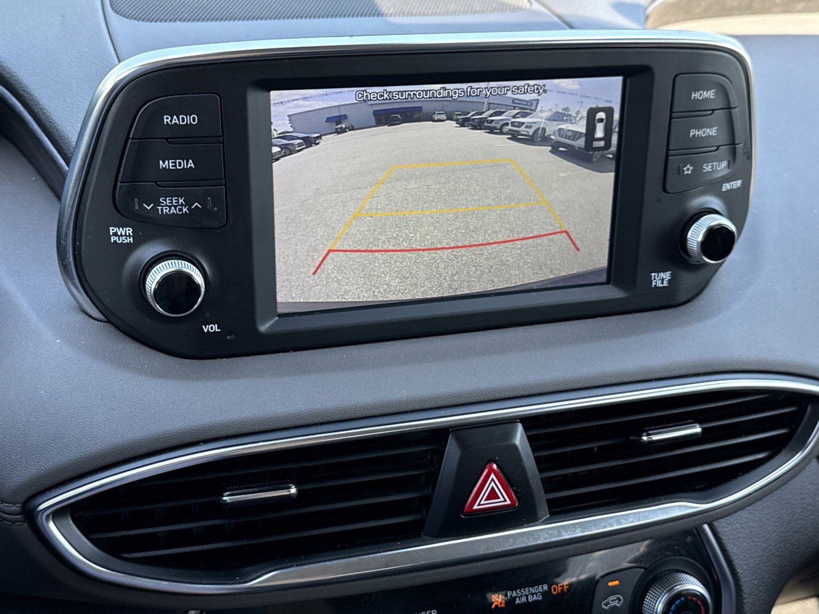 Used 2020 Hyundai Santa Fe SEL w/ Convenience Package image 23