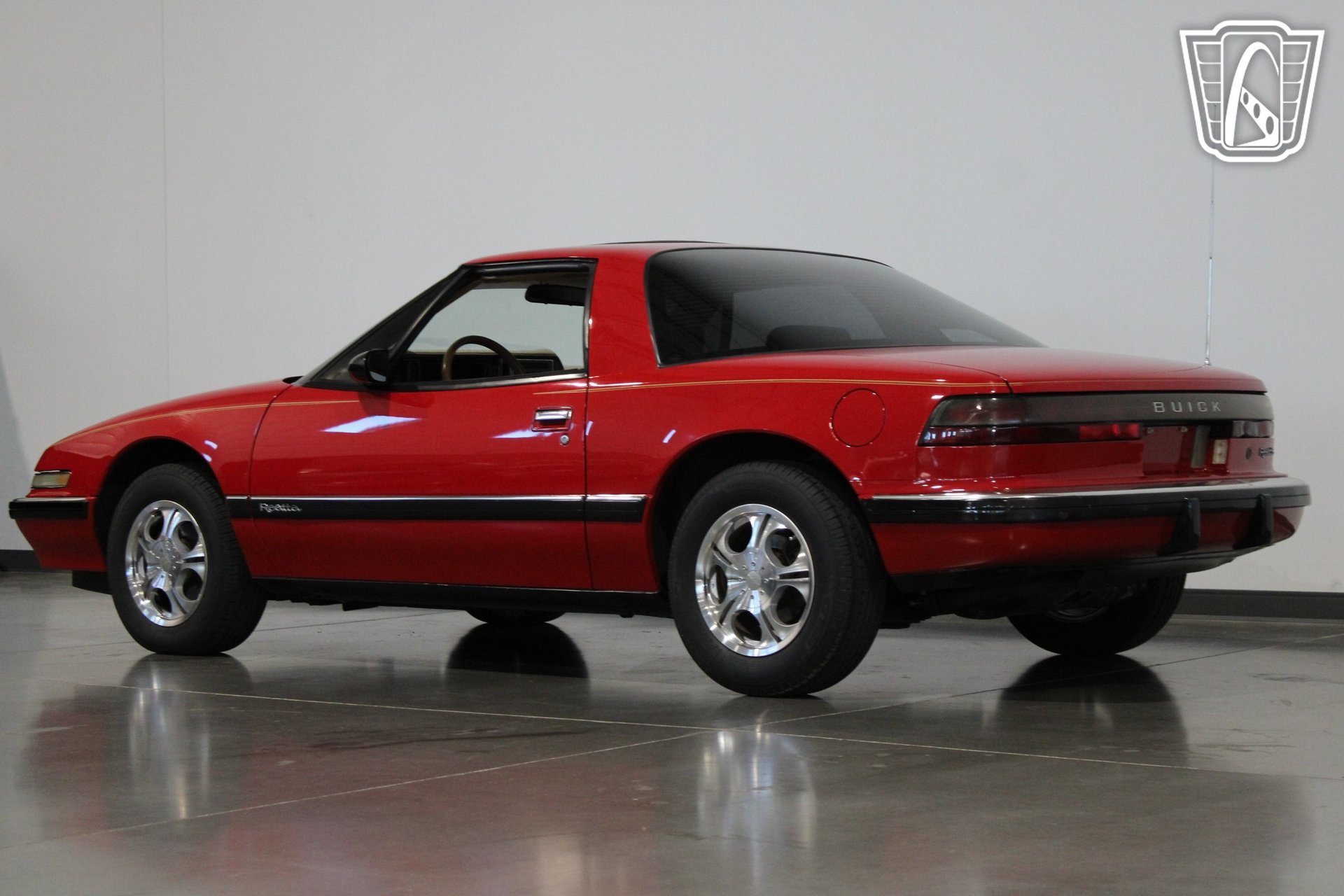 Used 1989 Buick Reatta Coupe image 28