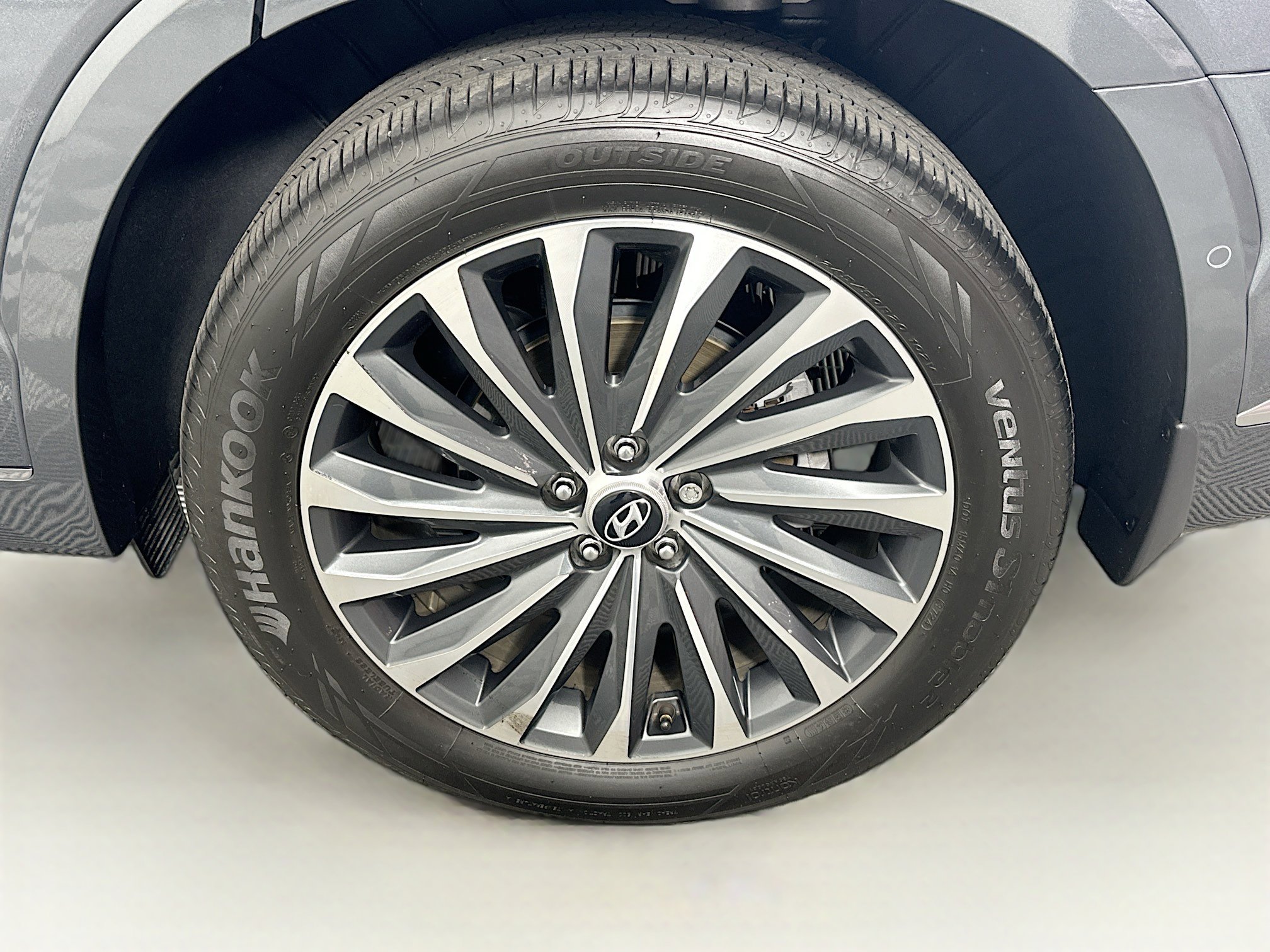 Used 2025 Hyundai Palisade Calligraphy image 11