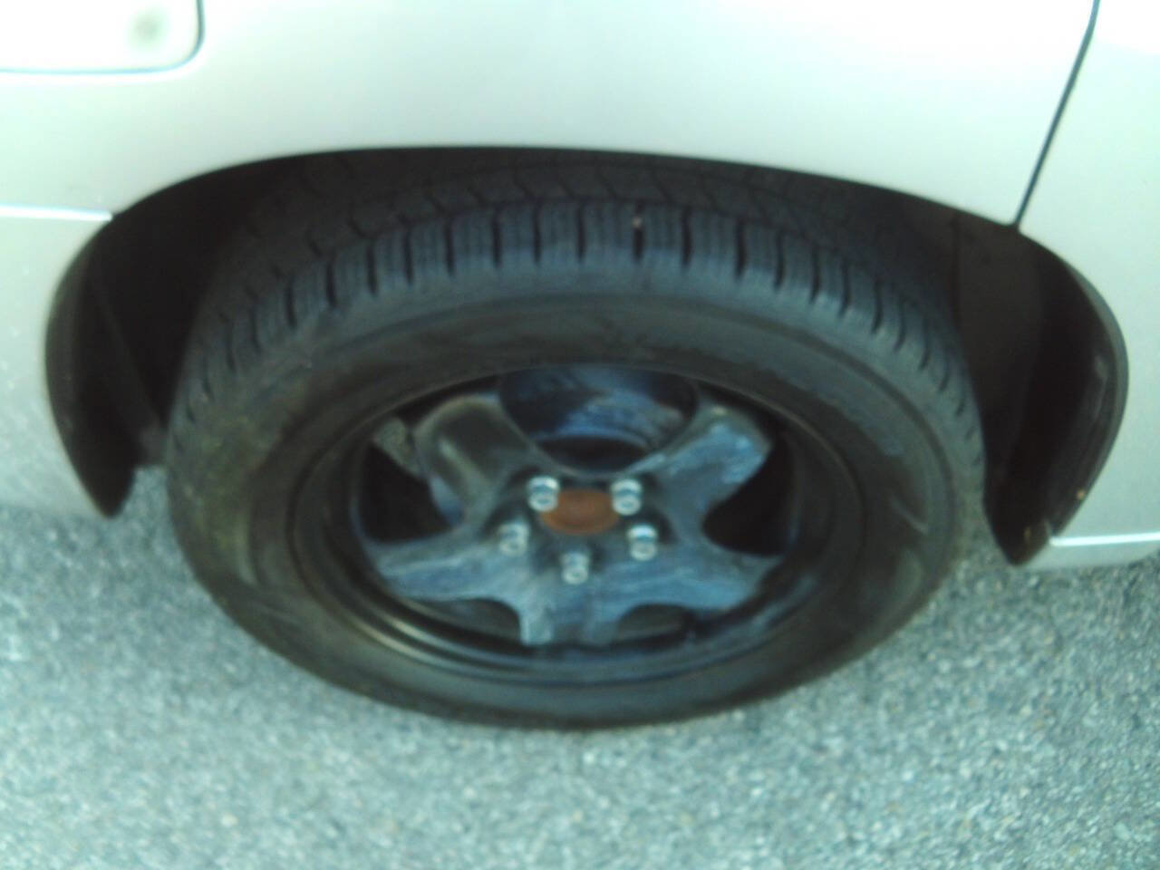 Used 2010 Chevrolet HHR LT image 6