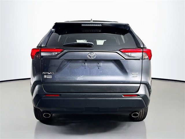 Used 2019 Toyota RAV4 XLE image 7