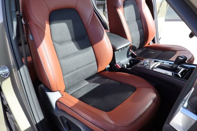 Used 2024 MAZDA CX-5 Carbon Edition image 12