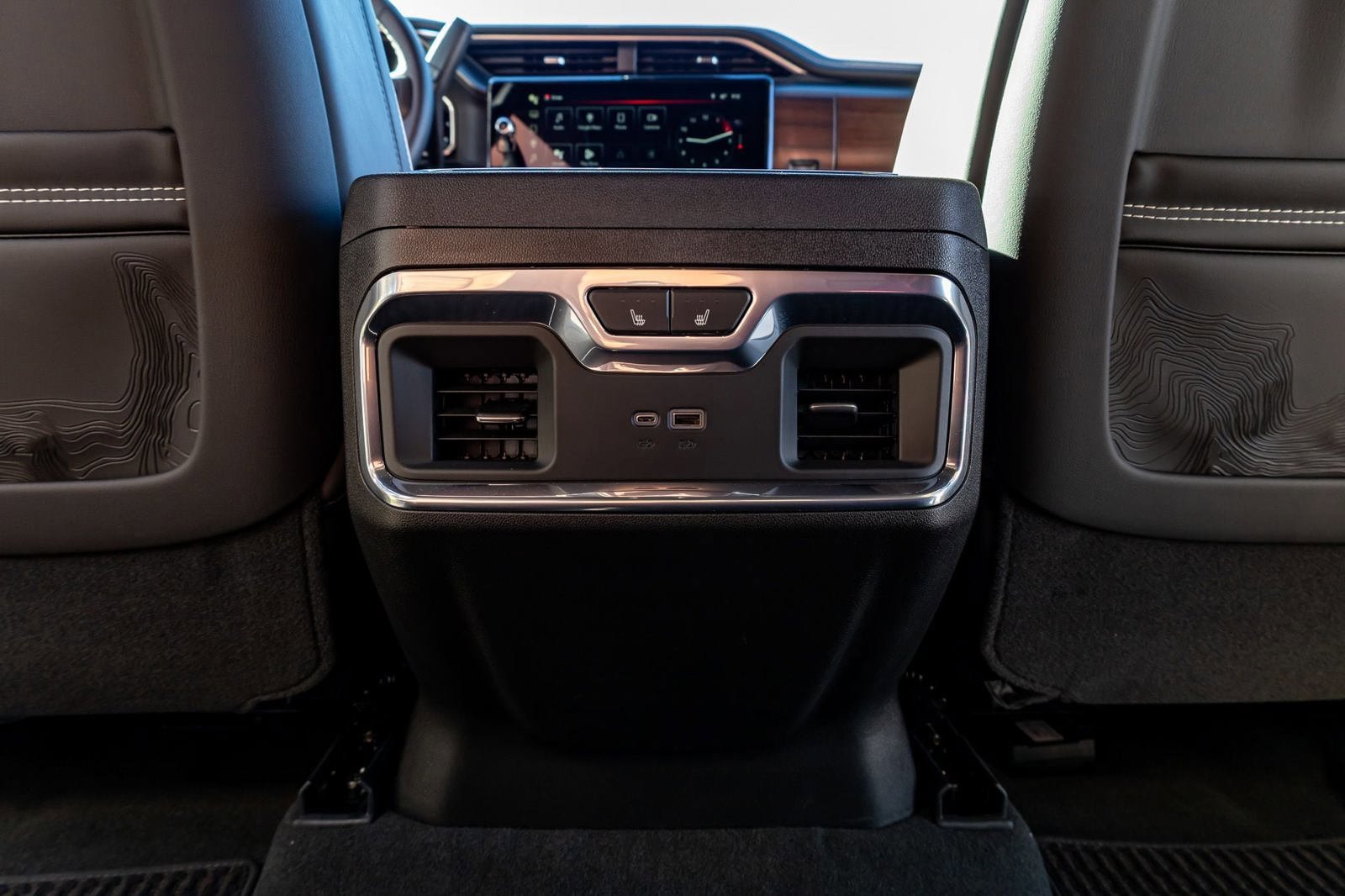 Used 2026 GMC Sierra 3500 Denali Ultimate AWD/4WD image 32