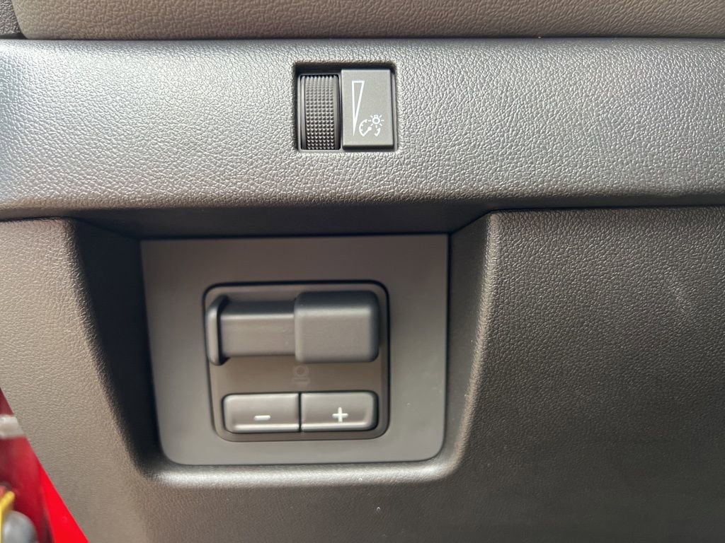 Used 2025 Chevrolet Colorado ZR2 AWD/4WD image 25