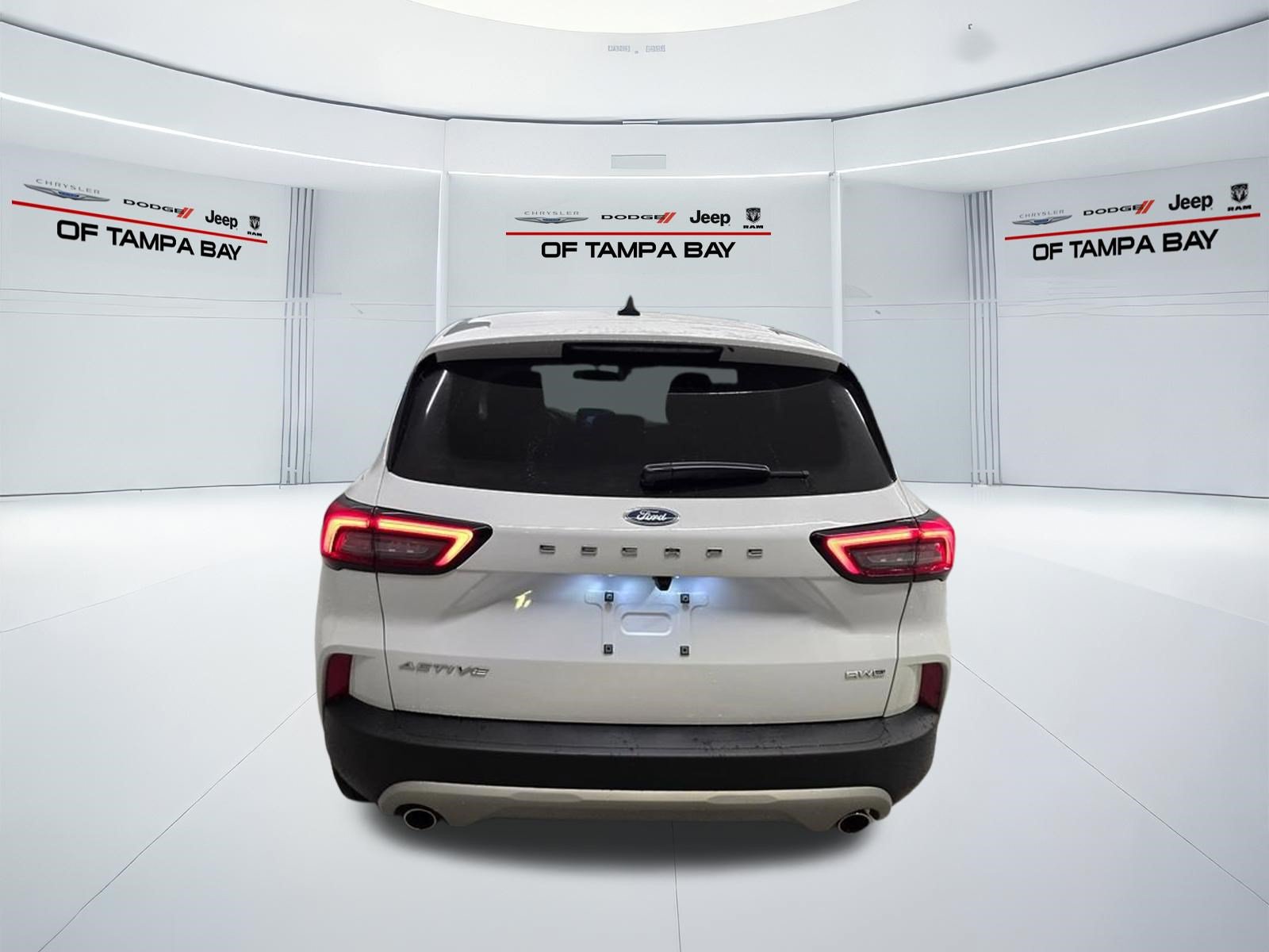 Used 2024 Ford Escape Active AWD/4WD image 5