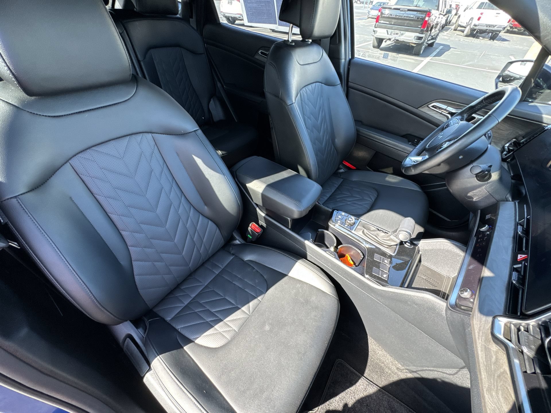 Used 2025 Kia Sportage X-Line w/ Premium Package AWD/4WD image 26