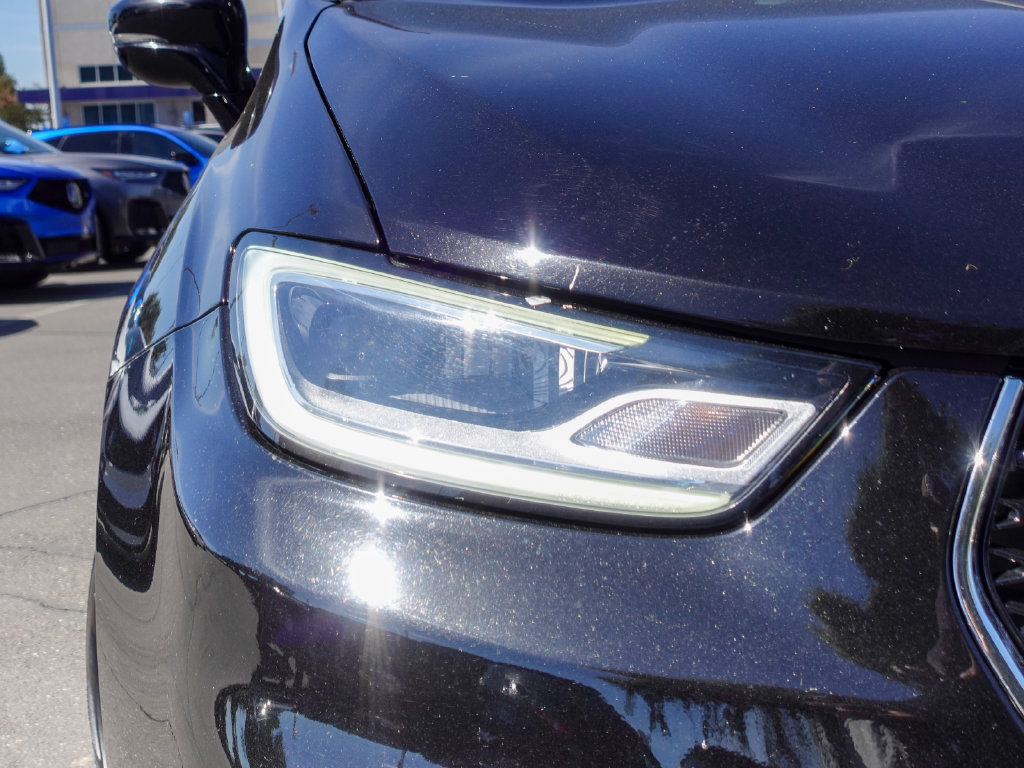 Used 2024 Chrysler Pacifica Limited FWD image 3