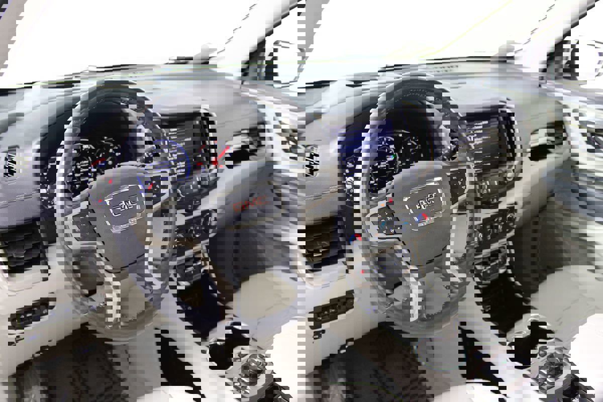 Used 2022 GMC Terrain Denali w/ Denali Premium Package image 43